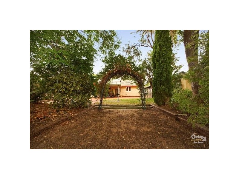 14 Lefroy Road, Mount Nasura WA 6112