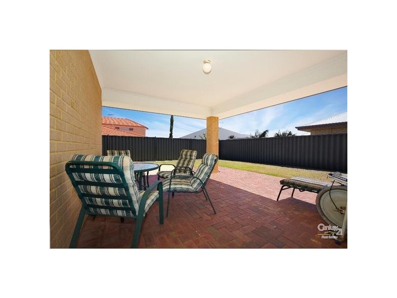 21 Clearwater Way, Singleton WA 6175