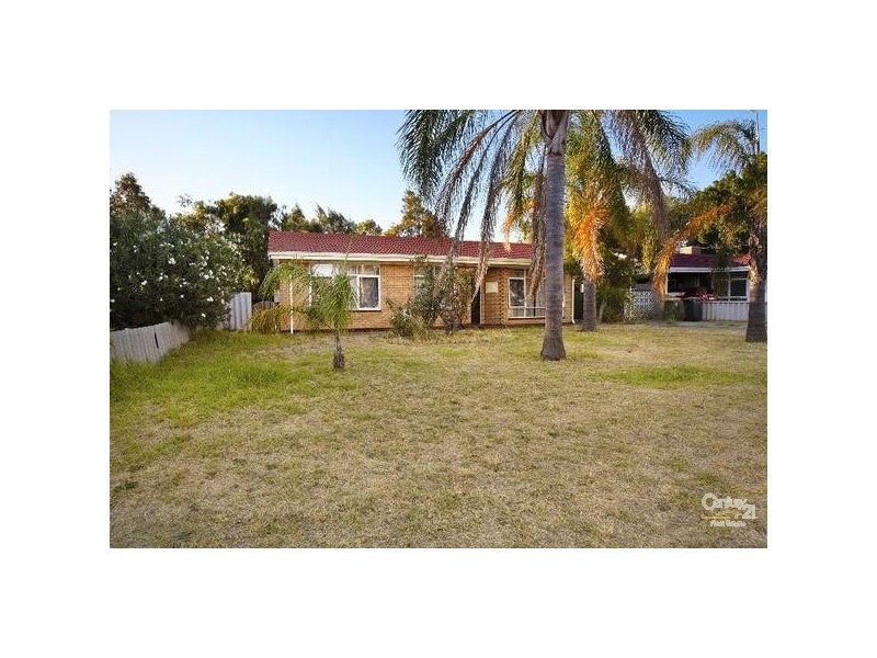 27 Lantana Way, Camillo WA 6111