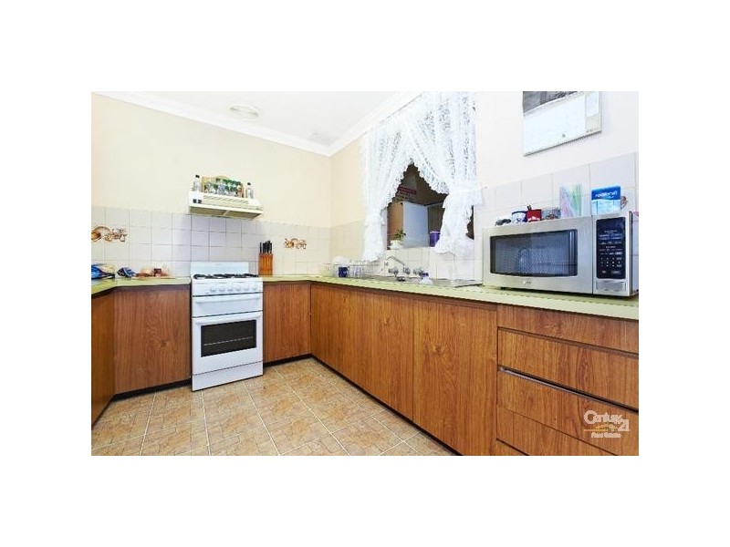 27 Lantana Way, Camillo WA 6111