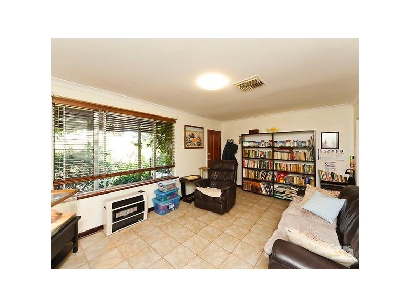 6 Adonis Street, Mundijong WA 6123