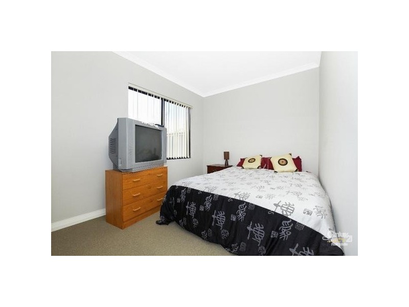 2/16 James Street, Cannington WA 6107