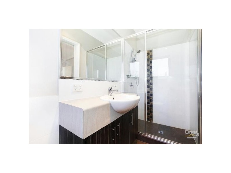 2/16 James Street, Cannington WA 6107