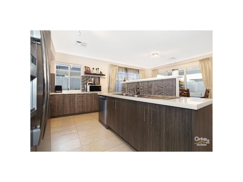 13 Bottrell Way, Canning Vale WA 6155