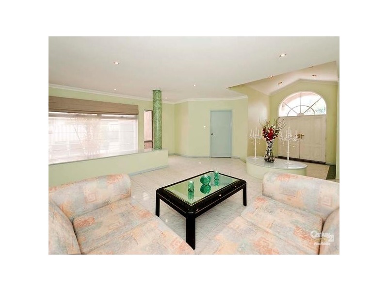 22 Aster Court, Thornlie WA 6108