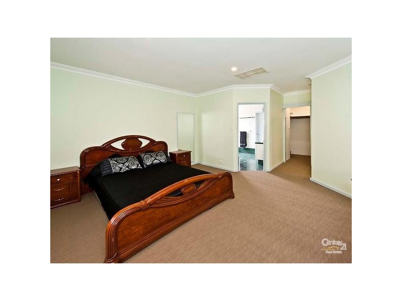 22 Aster Court, Thornlie WA 6108