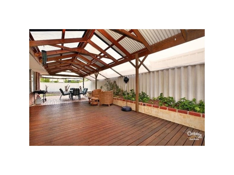 17 Madden Place, Huntingdale WA 6110