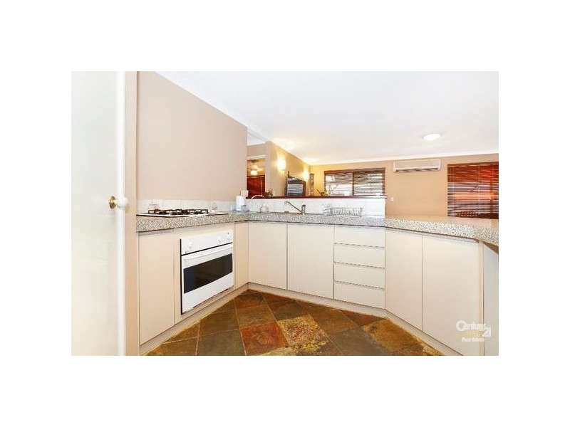 17 Madden Place, Huntingdale WA 6110