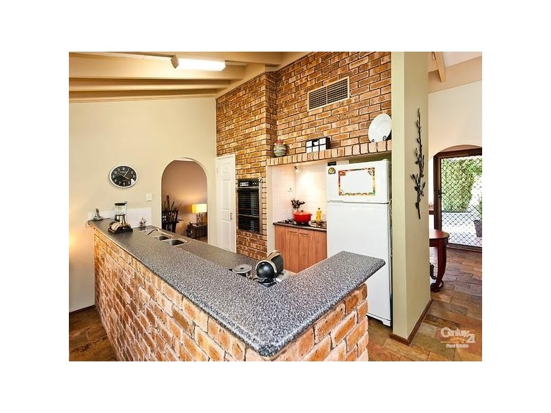 5 Hibbertia Crescent, Riverton WA 6148