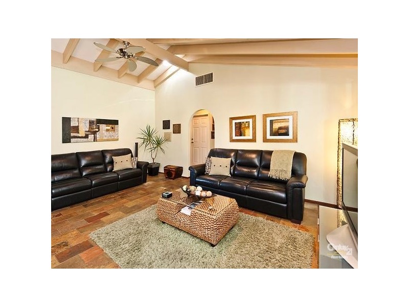 5 Hibbertia Crescent, Riverton WA 6148