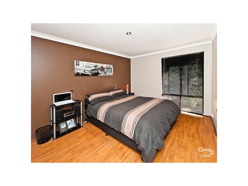 5 Hibbertia Crescent, Riverton WA 6148