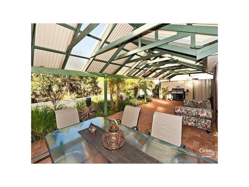 5 Hibbertia Crescent, Riverton WA 6148