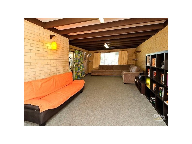 80 Spring Road, Thornlie WA 6108