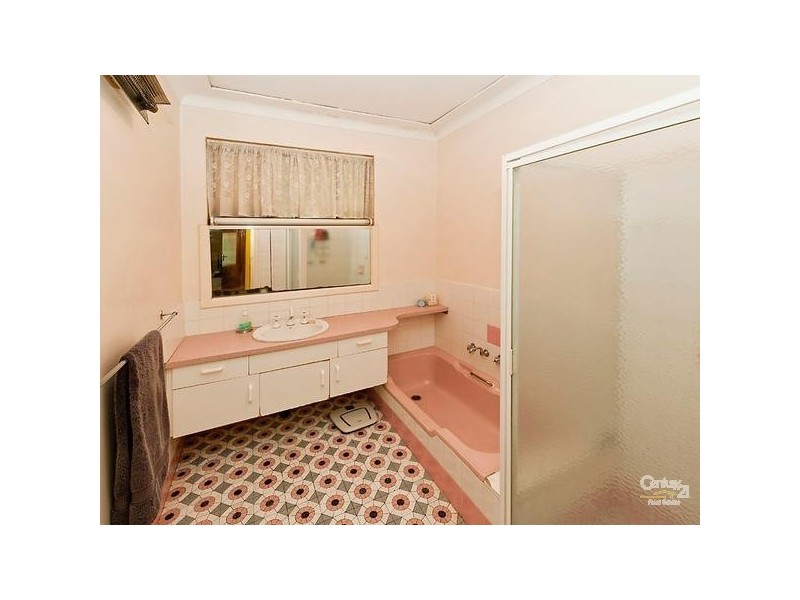 80 Spring Road, Thornlie WA 6108