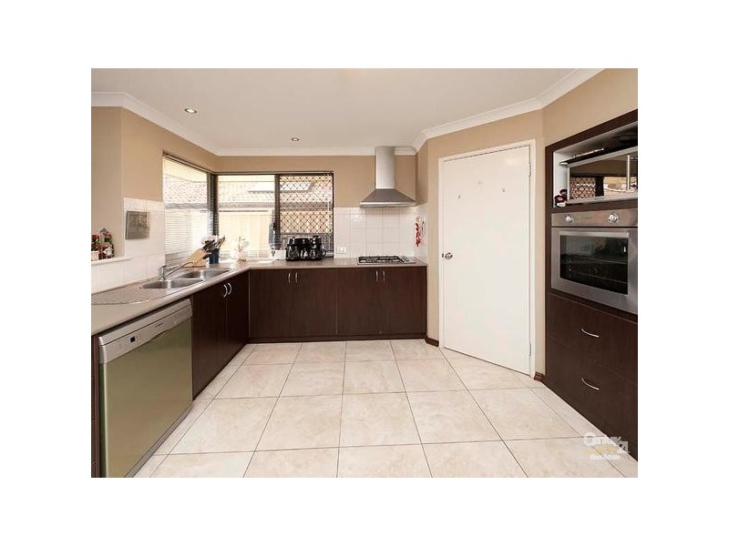 173 Shreeve Road, Canning Vale WA 6155