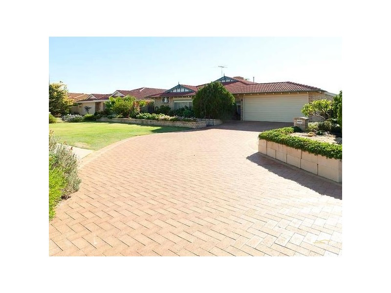 23 Tarragon Place, Thornlie WA 6108