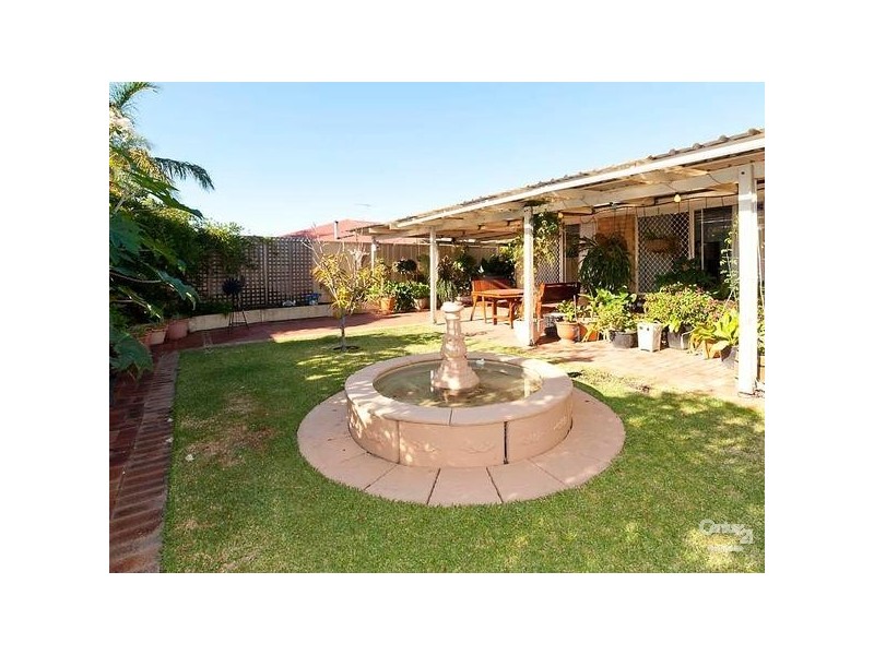 23 Tarragon Place, Thornlie WA 6108