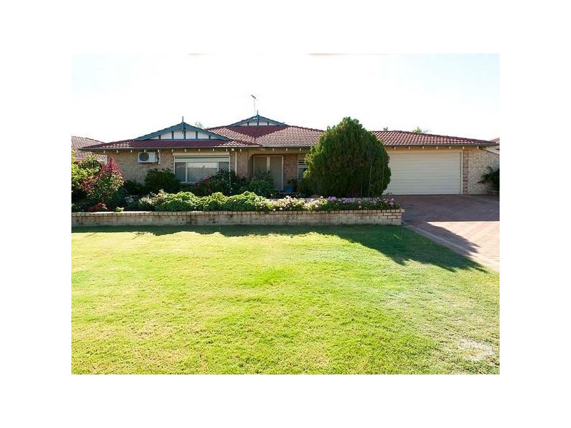 23 Tarragon Place, Thornlie WA 6108