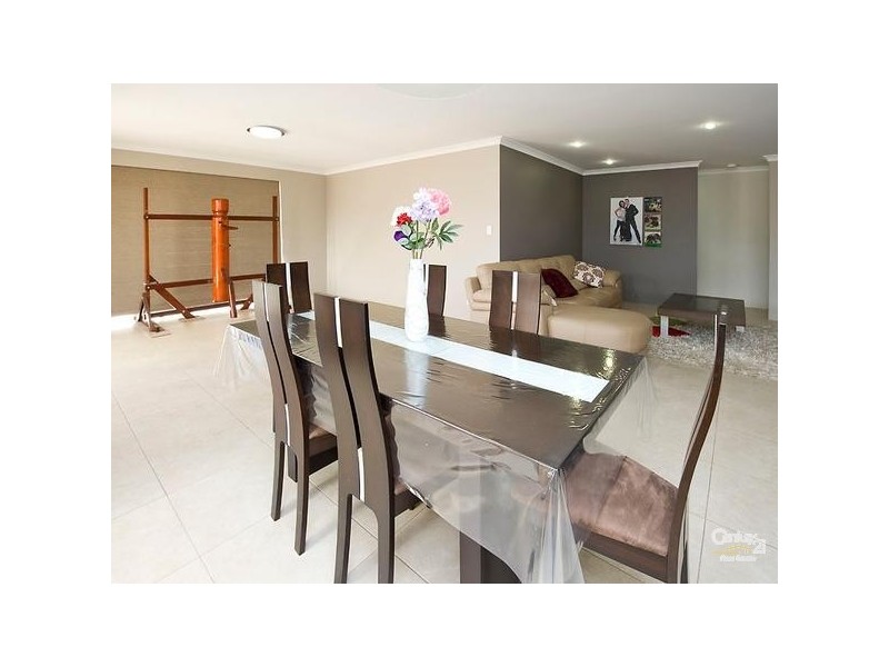 10 Manchester Way, Canning Vale WA 6155
