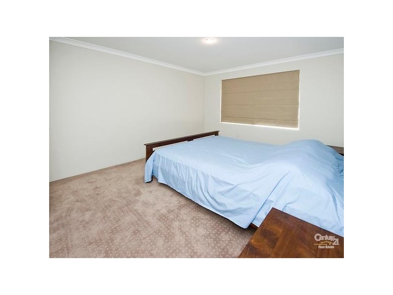 10 Manchester Way, Canning Vale WA 6155