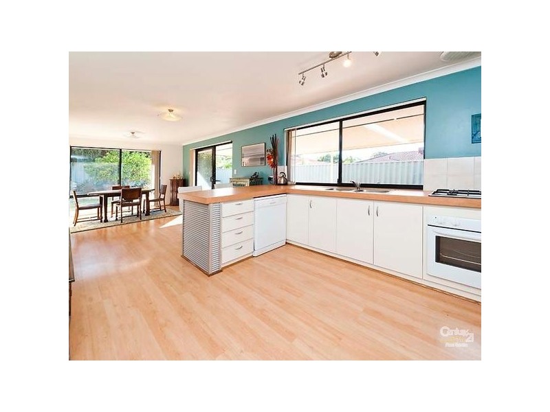 22 Birkett Ave, Beeliar WA 6164