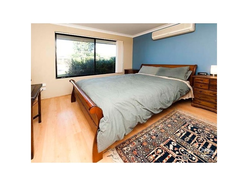 22 Birkett Ave, Beeliar WA 6164