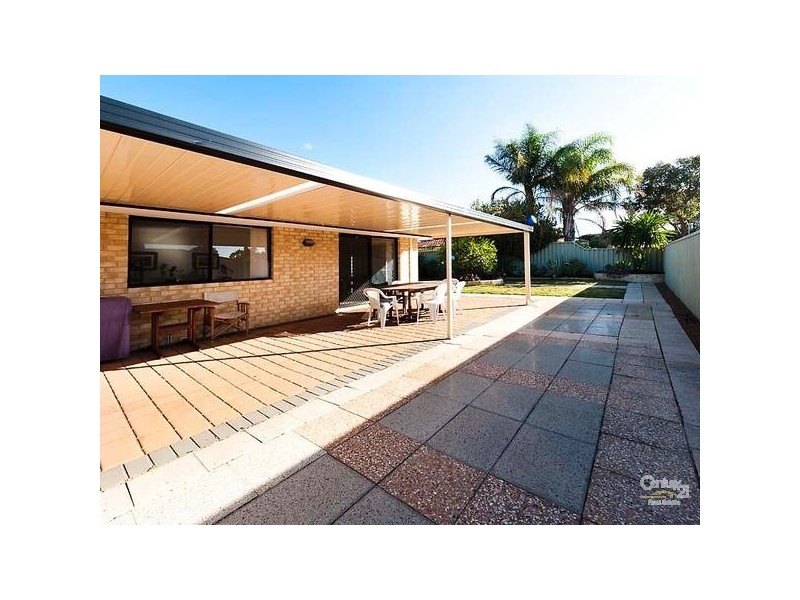 22 Birkett Ave, Beeliar WA 6164