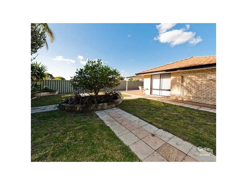 22 Birkett Ave, Beeliar WA 6164