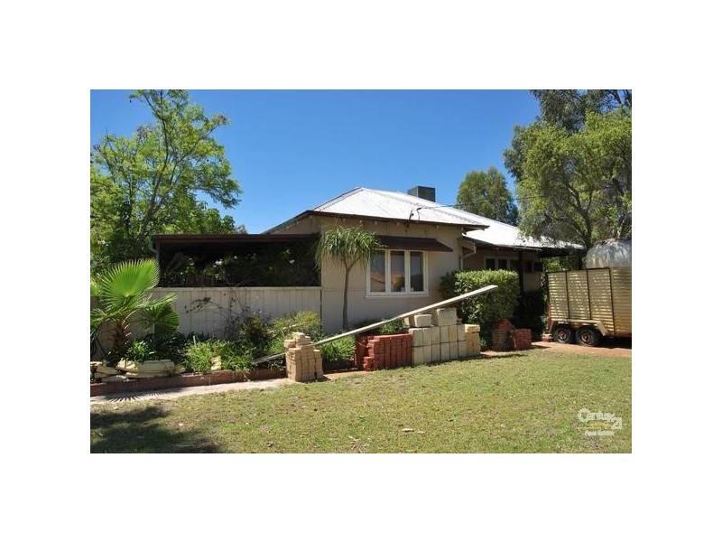 11 Osmond Street, Kenwick WA 6107