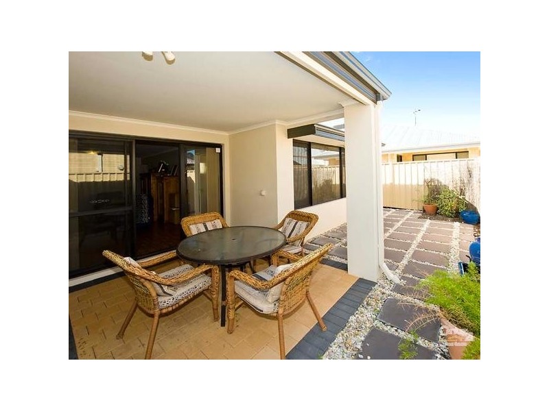 12 Abadan Road, Southern River WA 6110