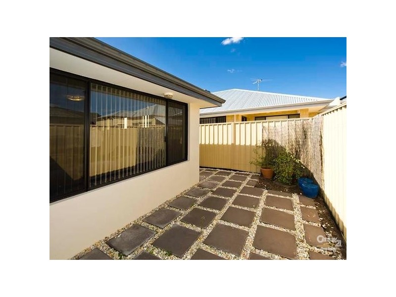 12 Abadan Road, Southern River WA 6110