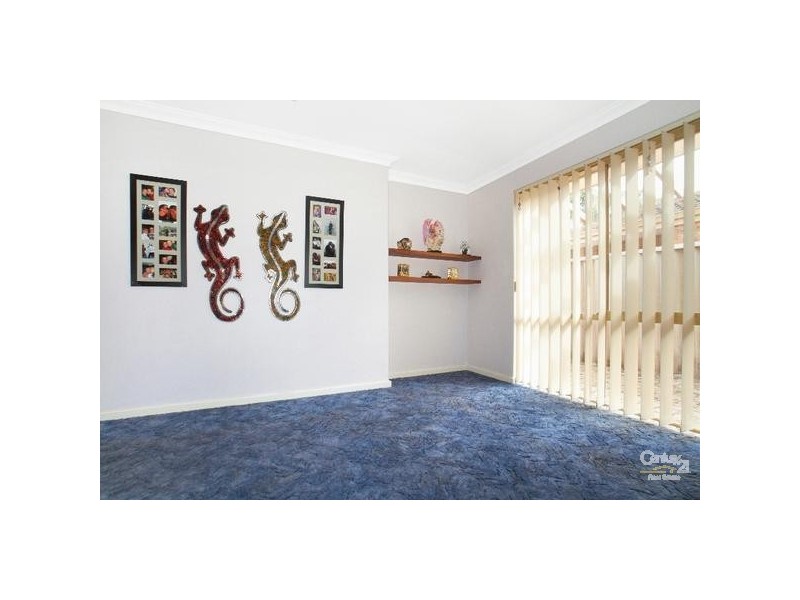 6 Sundew Place, Thornlie WA 6108