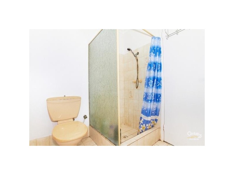 6 Sundew Place, Thornlie WA 6108