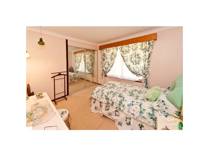 35 Meloway Drive, Maida Vale WA 6057