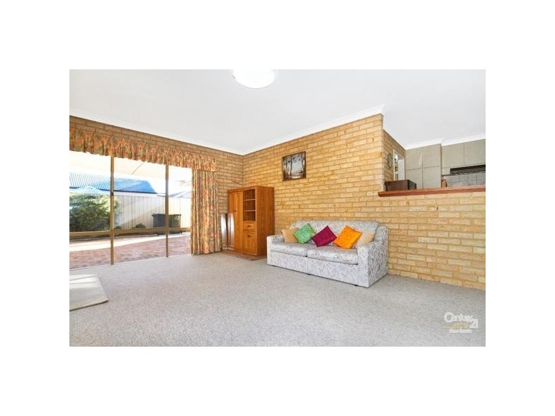 42 Broadbent Loop, Leeming WA 6149