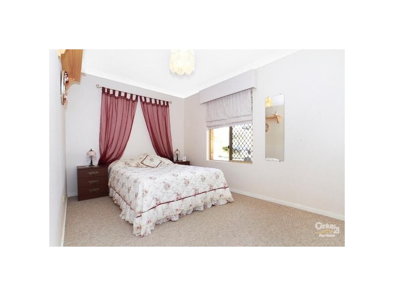 42 Broadbent Loop, Leeming WA 6149