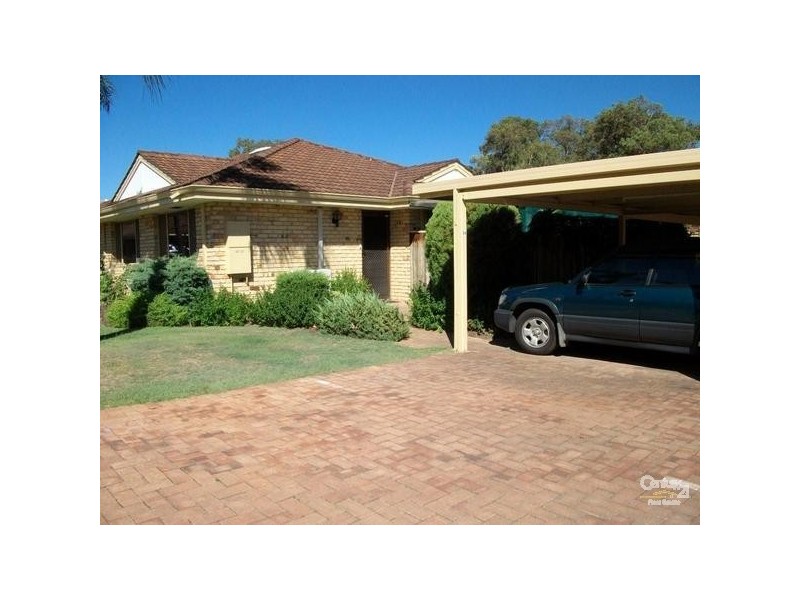 30/24 Southdown Place, Thornlie WA 6108