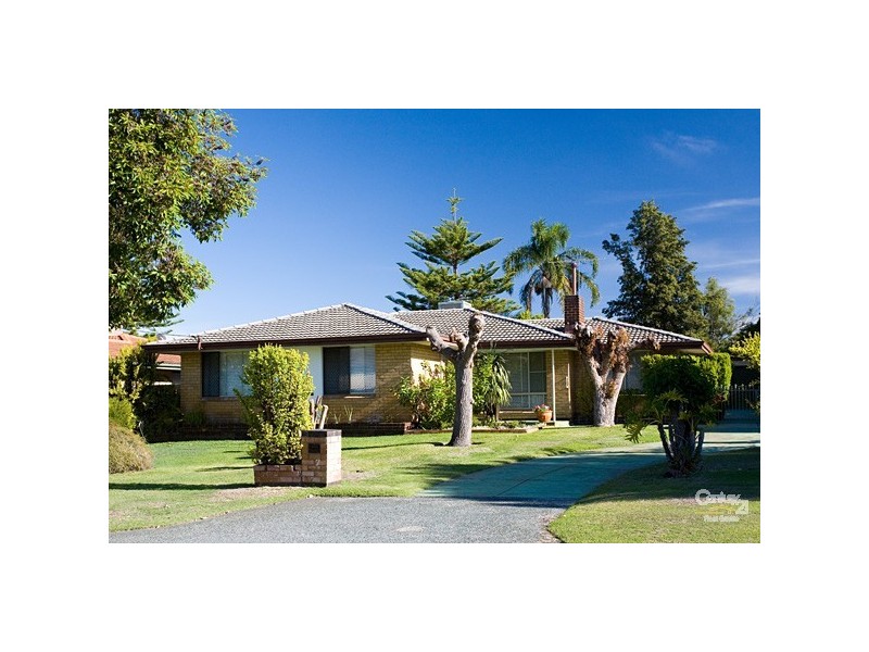 27 Hughenden Drive, Thornlie WA 6108