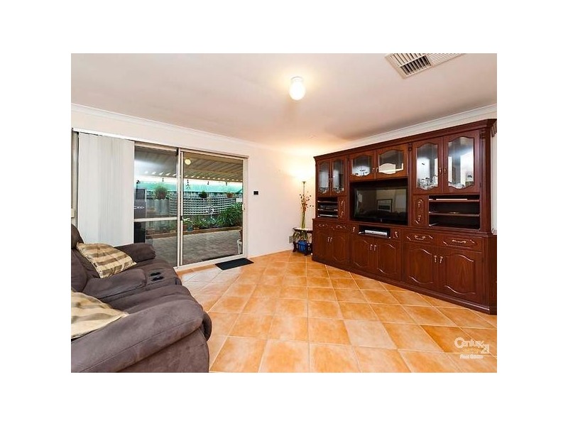 3/28 Wittenoom Road, High Wycombe WA 6057