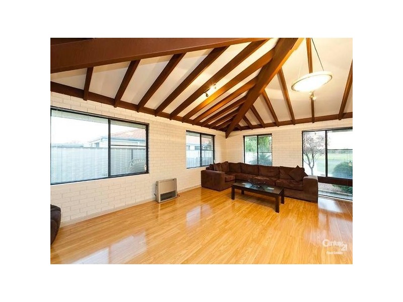 144 Gay Street, Huntingdale WA 6110