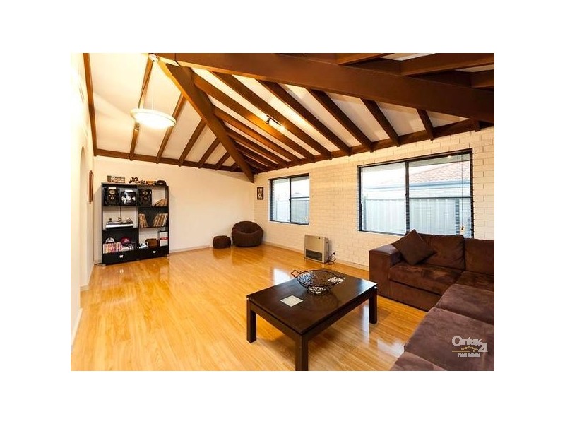 144 Gay Street, Huntingdale WA 6110