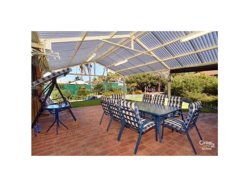 10 Hayes Court, Thornlie WA 6108