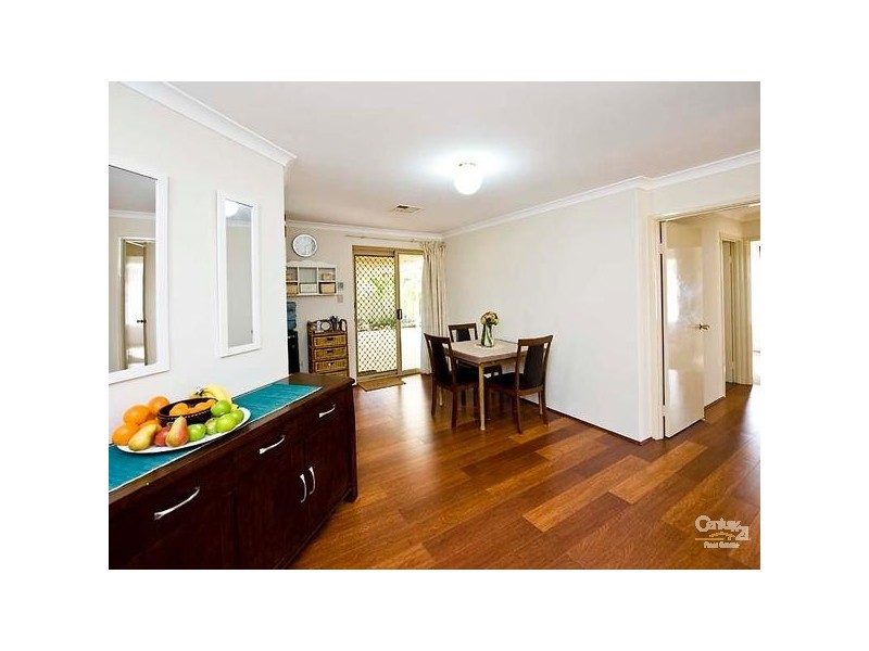 9 Bellbird Ave, Huntingdale WA 6110