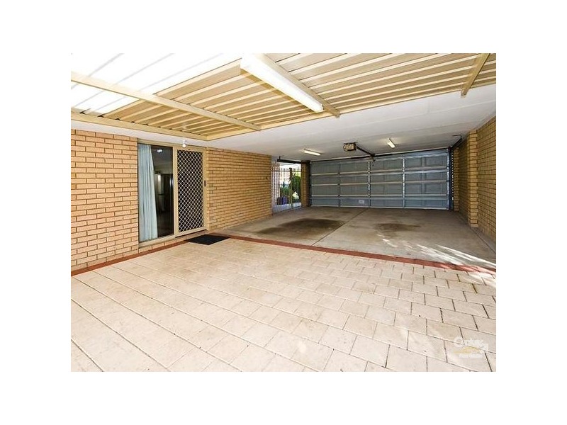 9 Bellbird Ave, Huntingdale WA 6110