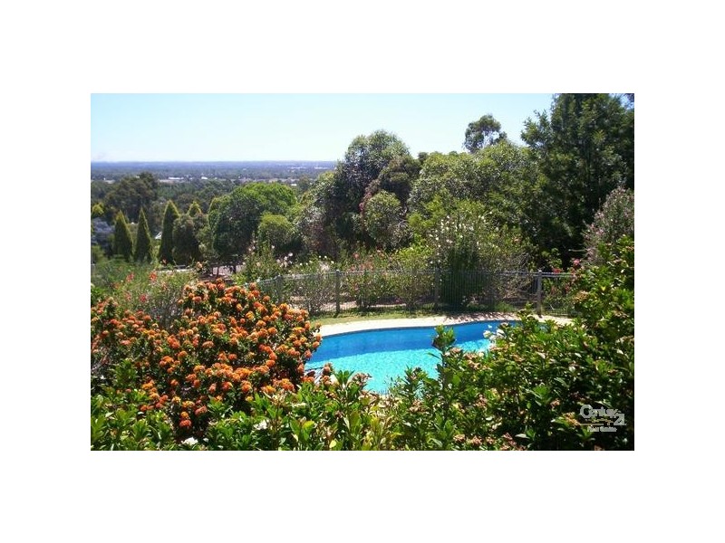 9 Ray Close, Byford WA 6122