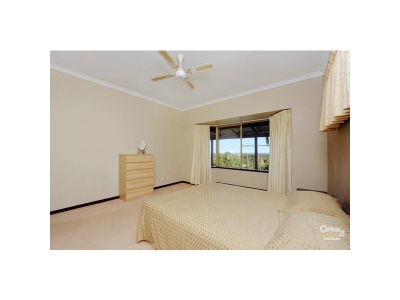 9 Ray Close, Byford WA 6122