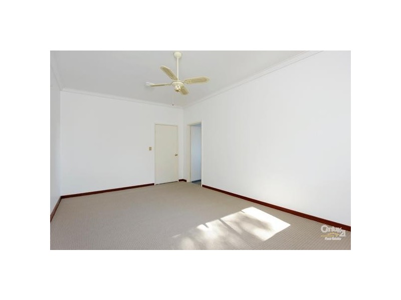 9 Ray Close, Byford WA 6122