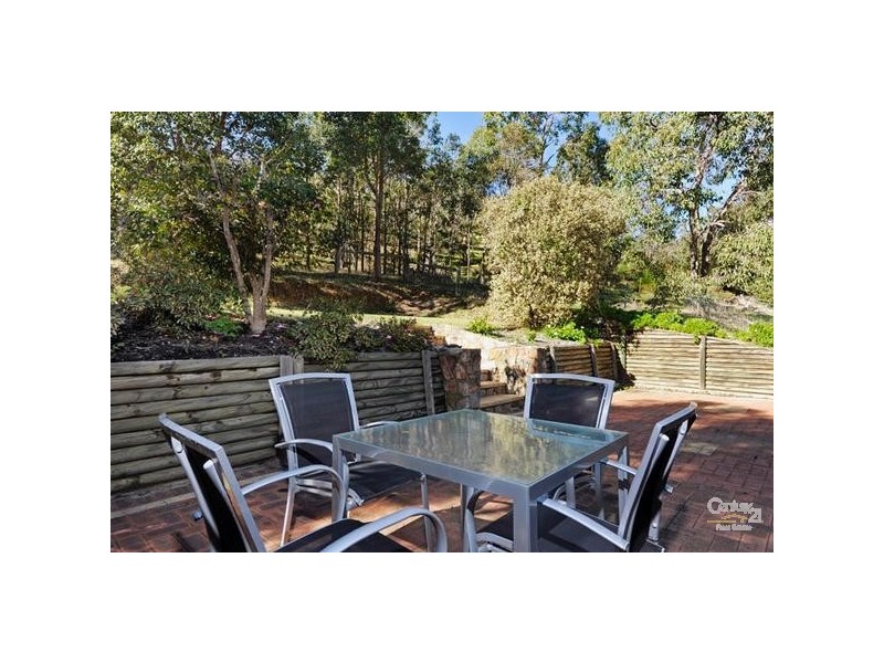 9 Ray Close, Byford WA 6122