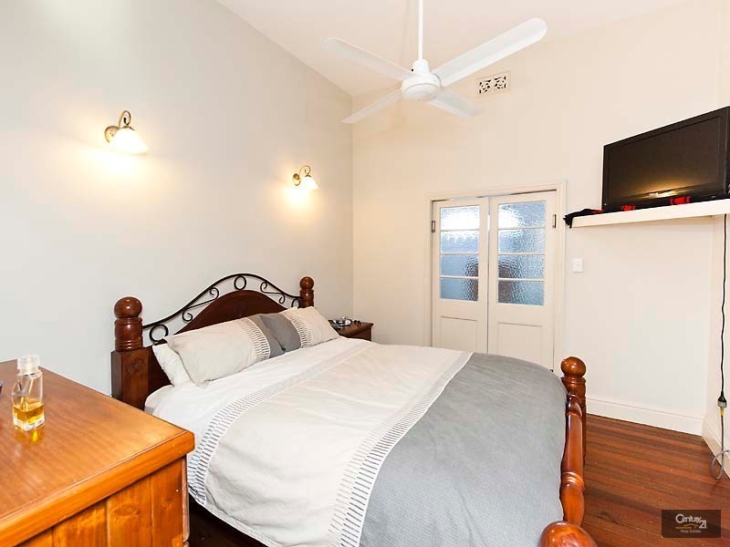 44 Walter Road East, Bassendean WA 6054