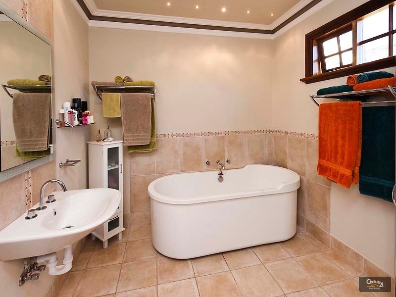 44 Walter Road East, Bassendean WA 6054